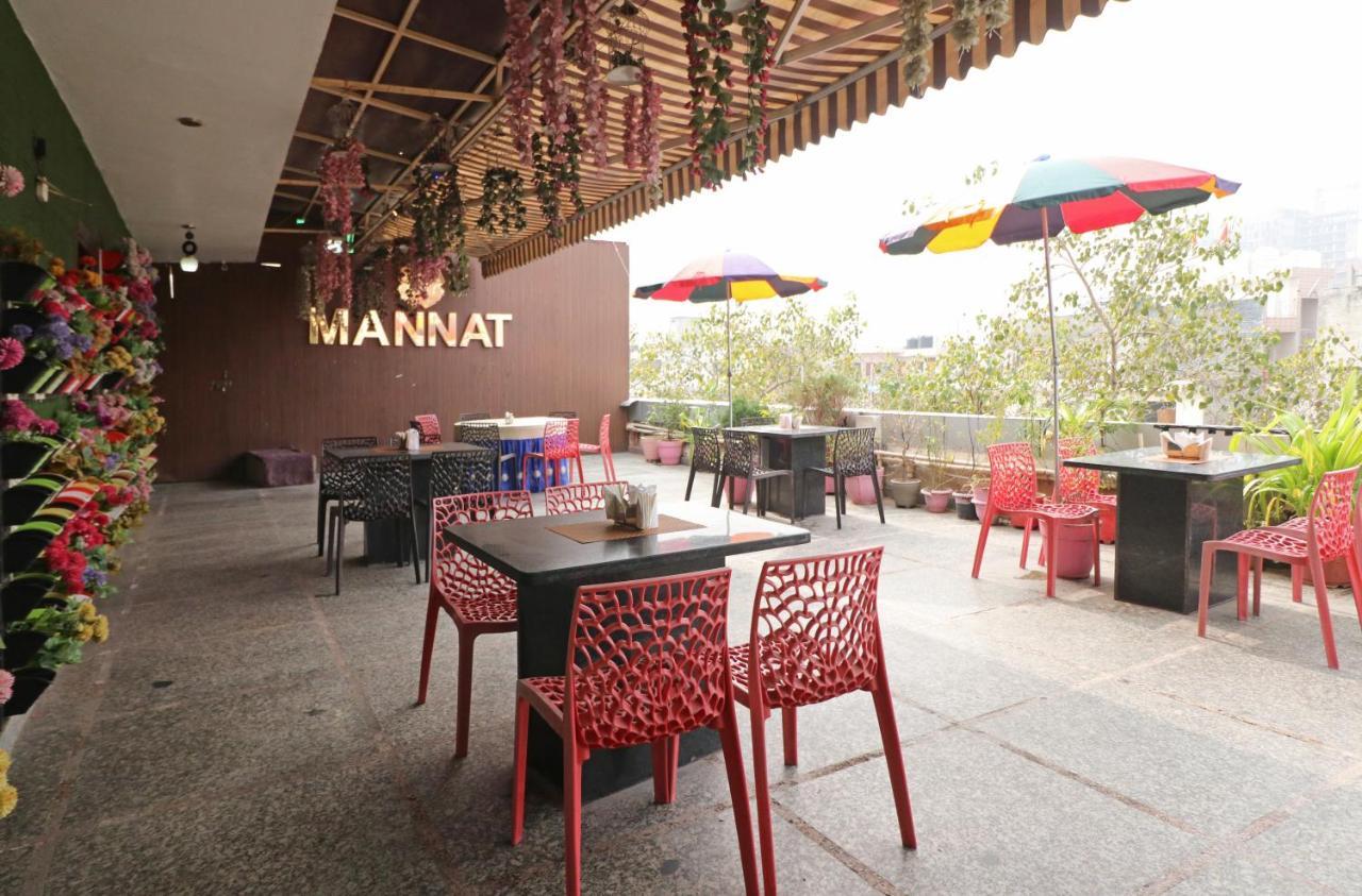 Hotel Mannat International By Mannat New Delhi Eksteriør billede