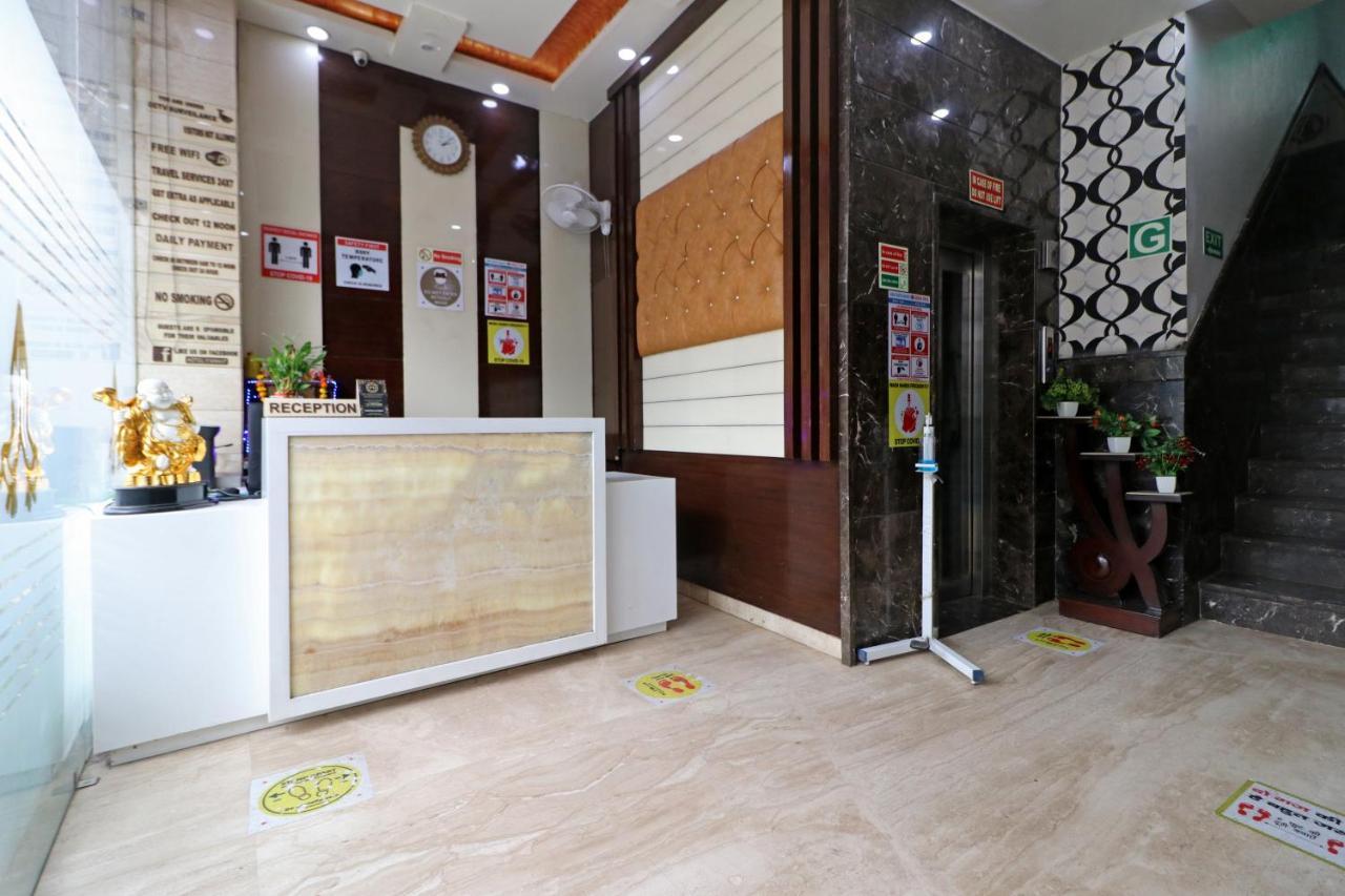 Hotel Mannat International By Mannat New Delhi Eksteriør billede